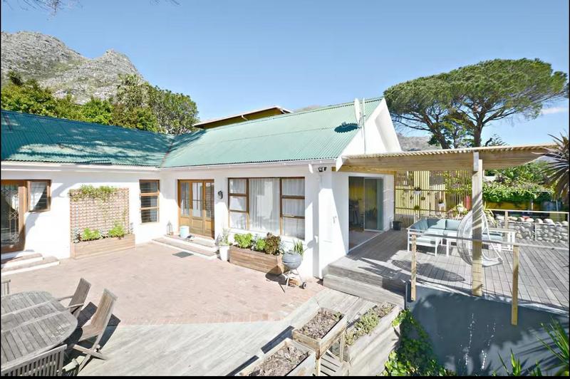 To Let 3 Bedroom Property for Rent in Hout Bay Western Cape